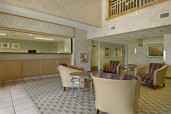 & Hotel 2*